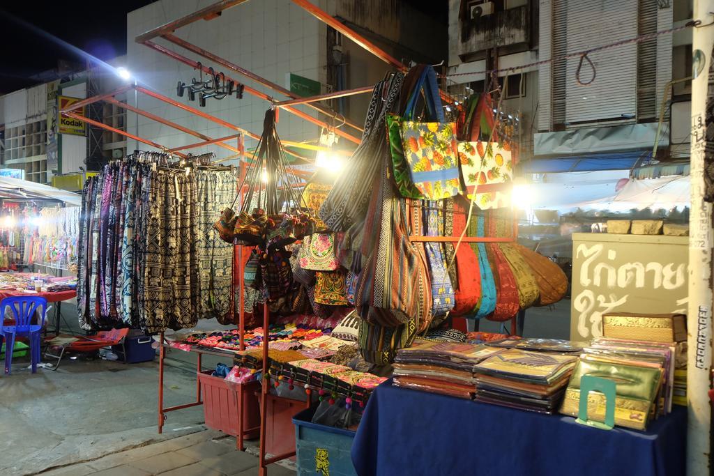 Top Best Hostel Chiangmai Чиангмай Екстериор снимка